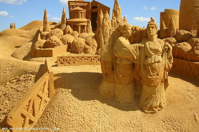 roman_empire_sand_sculptures_08.jpg