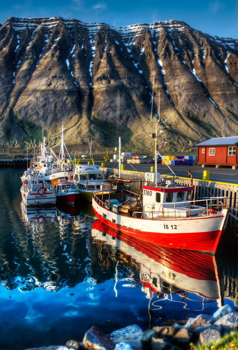 The-Boat-in-Isafjordur-X3.jpg