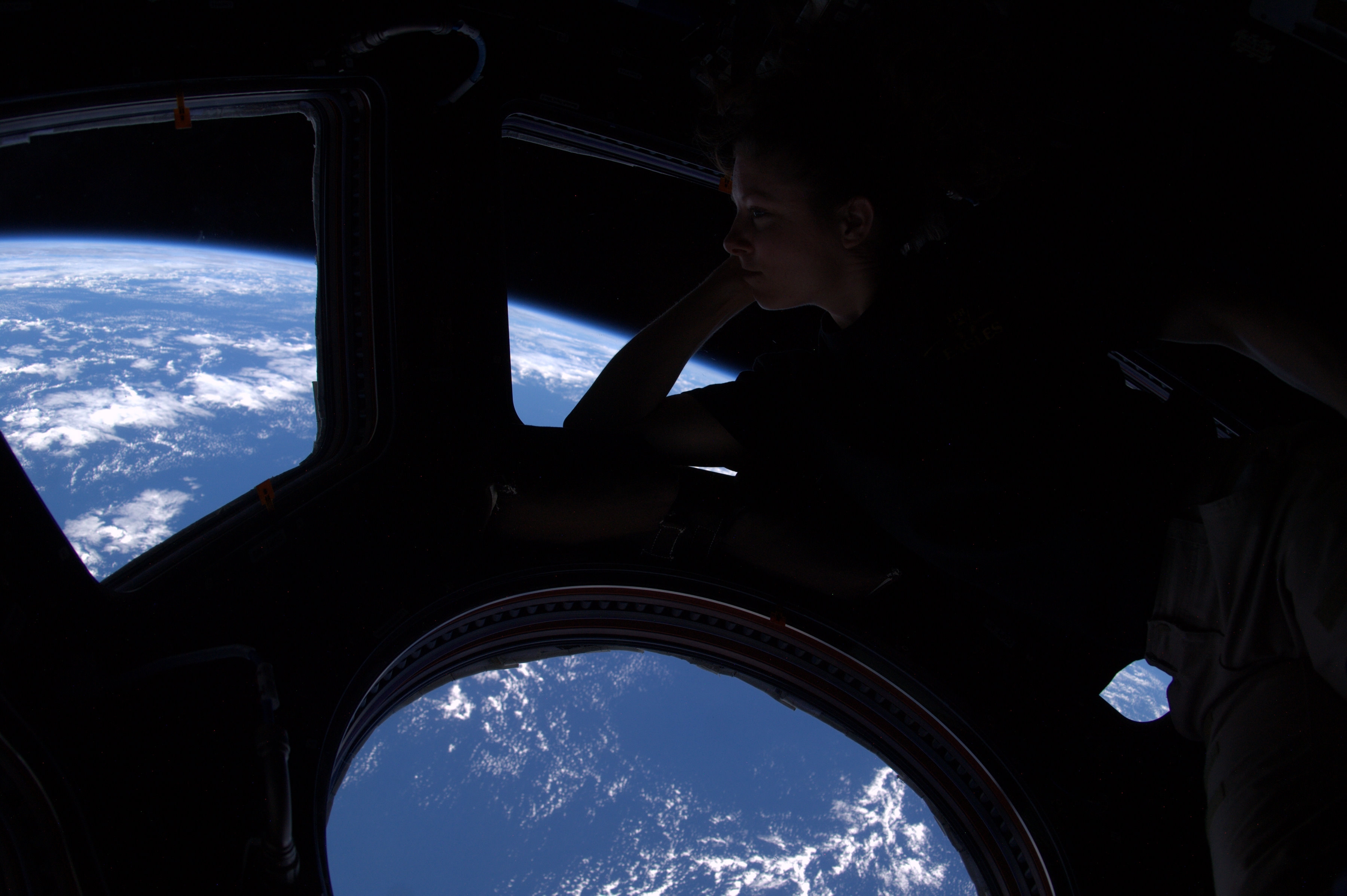 cupolaview_iss14_big.jpg