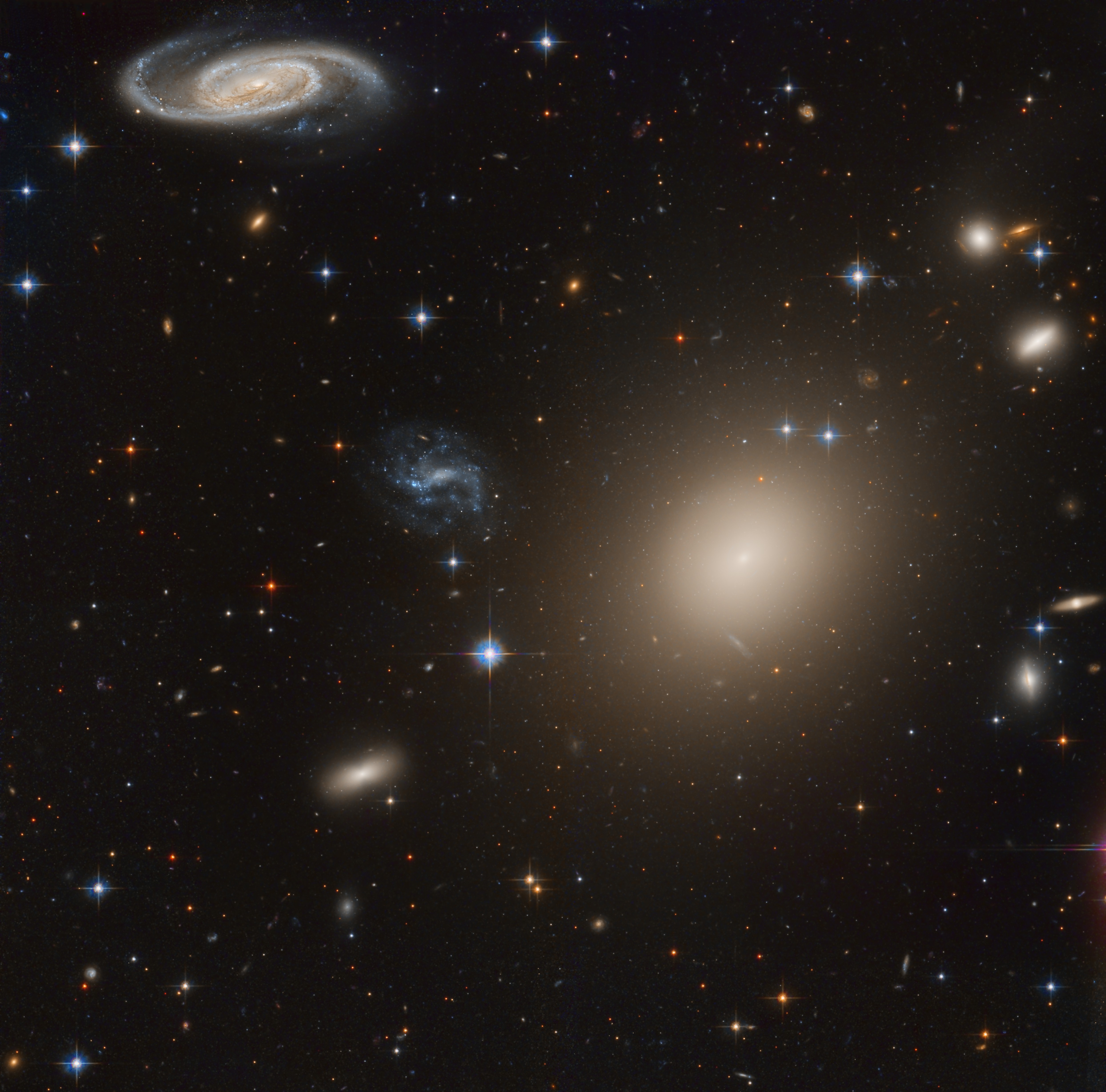 ESO325-Pestana.jpg