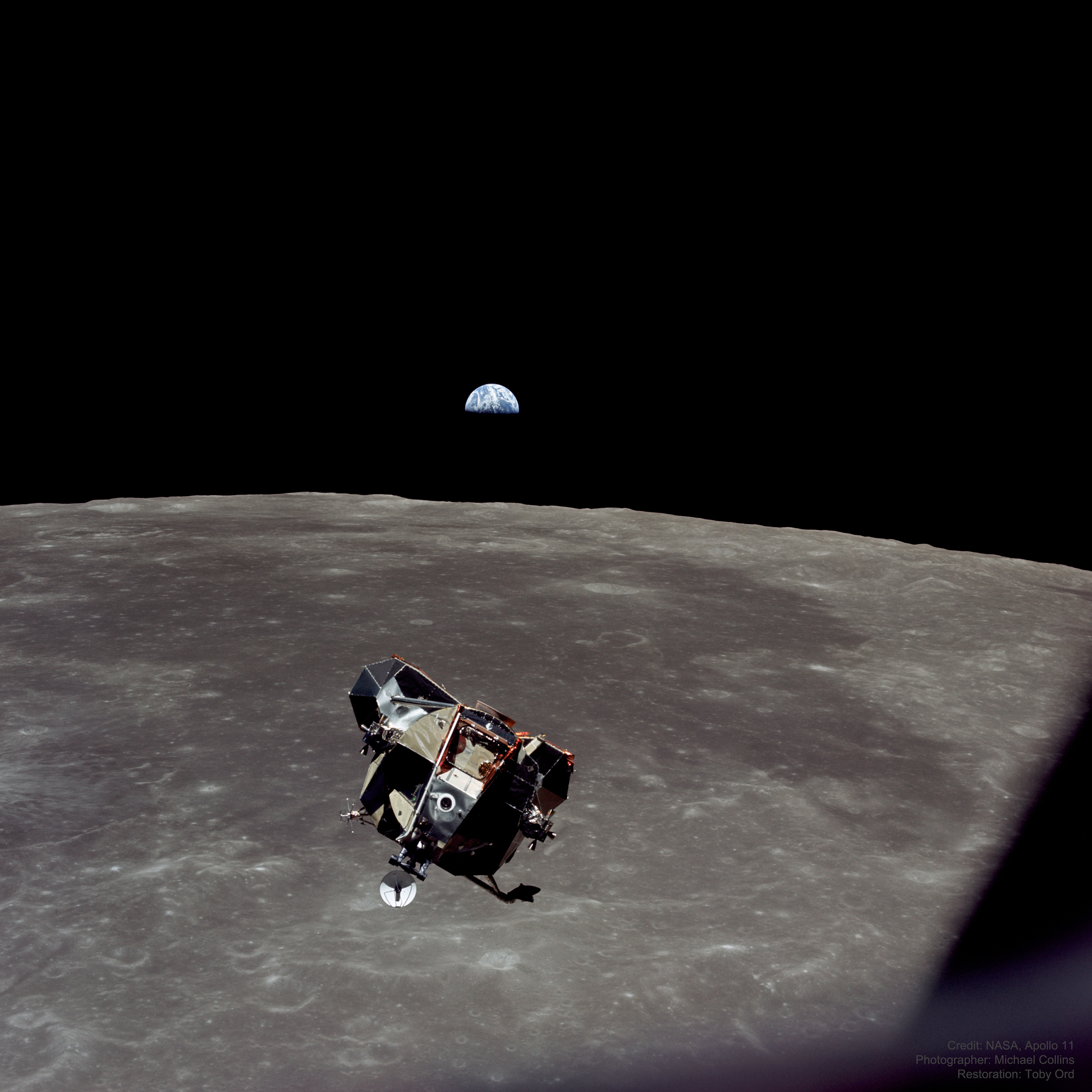 EarthMoonSpaceship_Apollo11Ord_5500.jpg