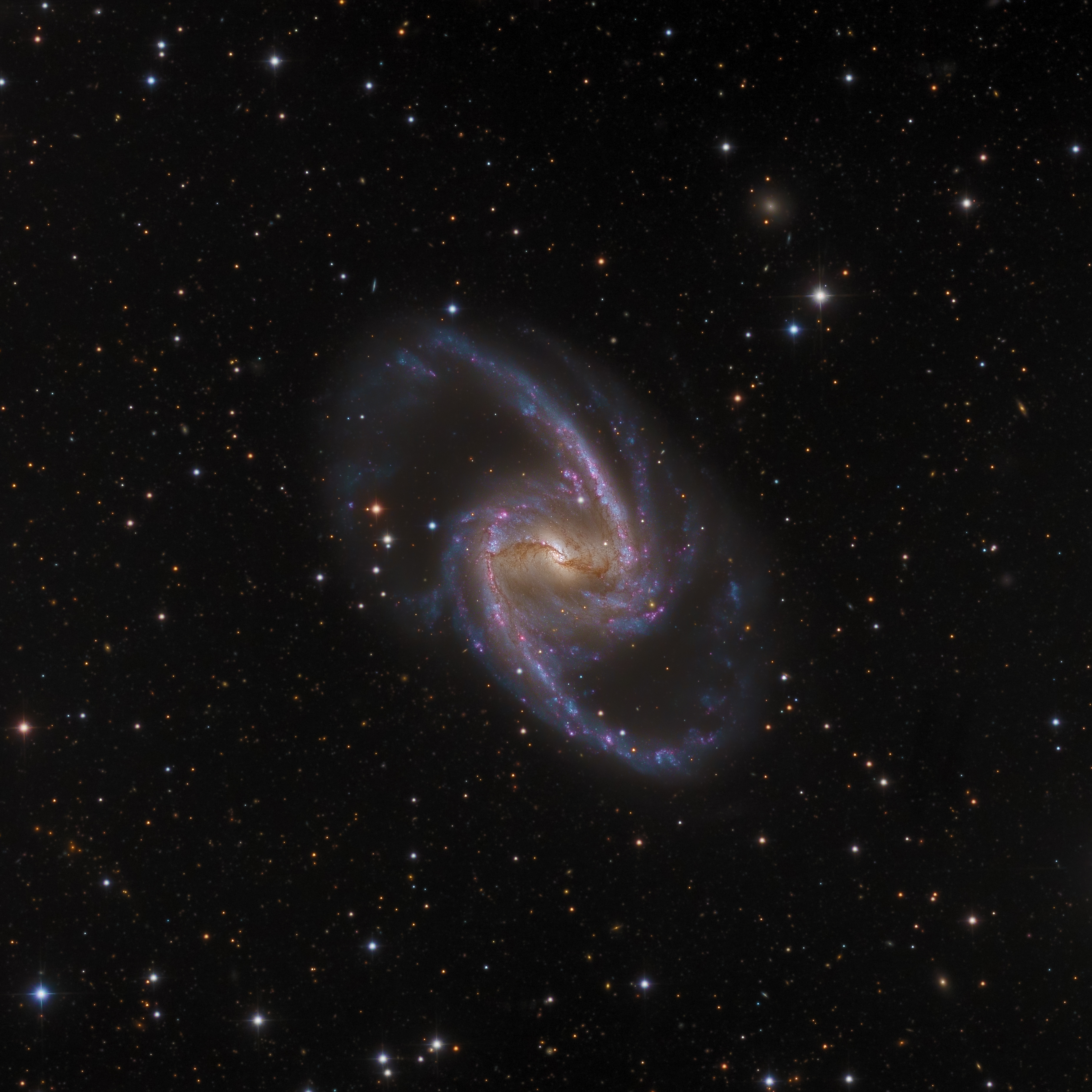 NGC-1365-RGB-19-DEC-2020_Leo_Mike.jpg