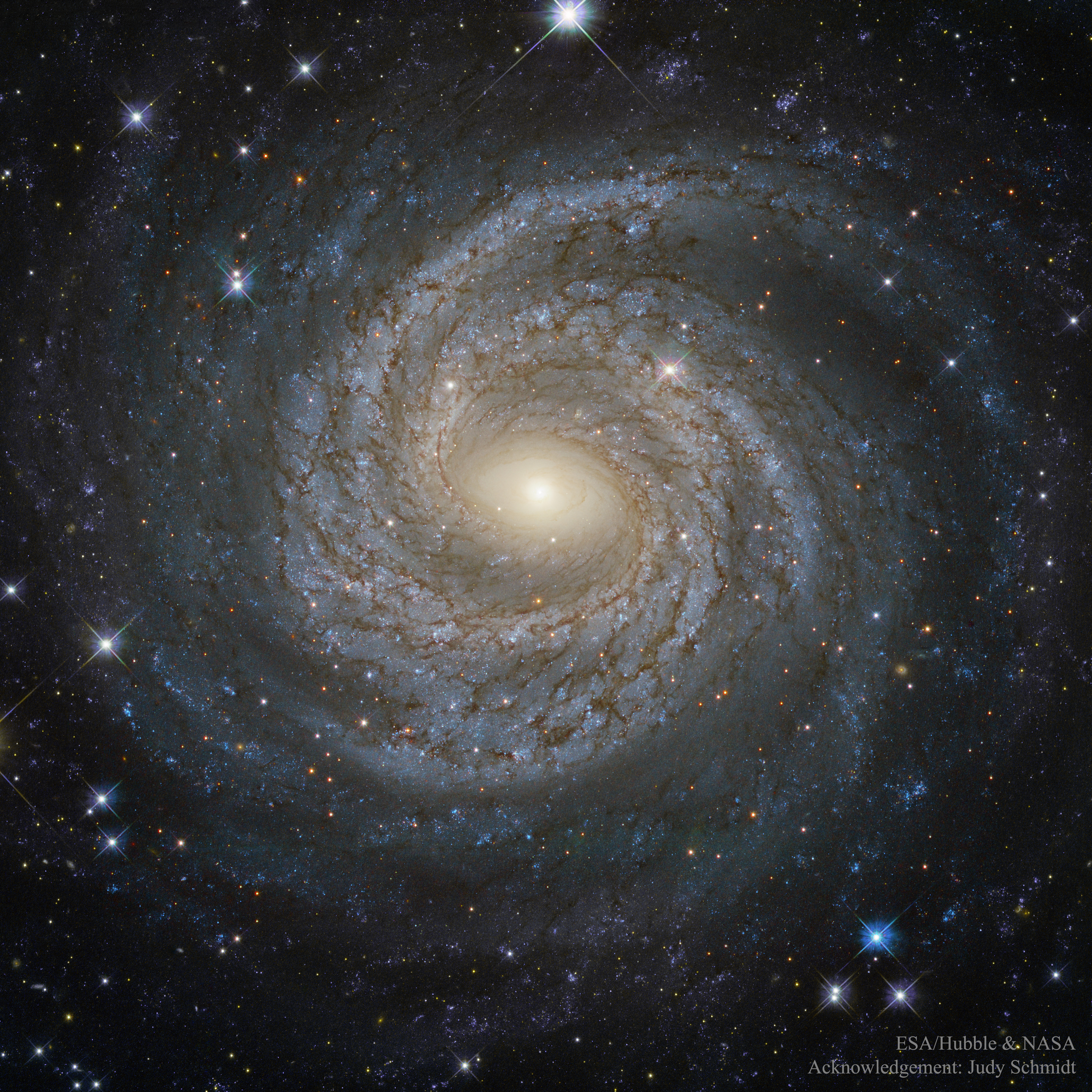 NGC6814_HubbleSchmidt_3970.jpg